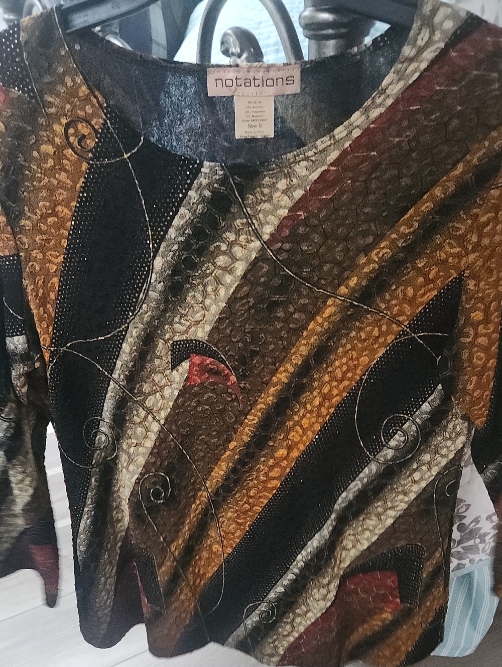 Notations Swirl-Print Knit Top in Brown, Black & Gold